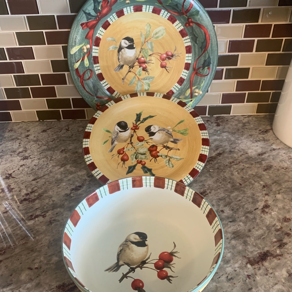 Lenox Winter Greetings Chickadee place setting.